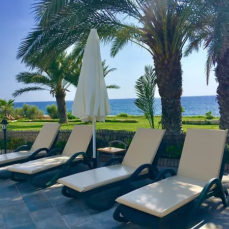 Villa Sea Cave *